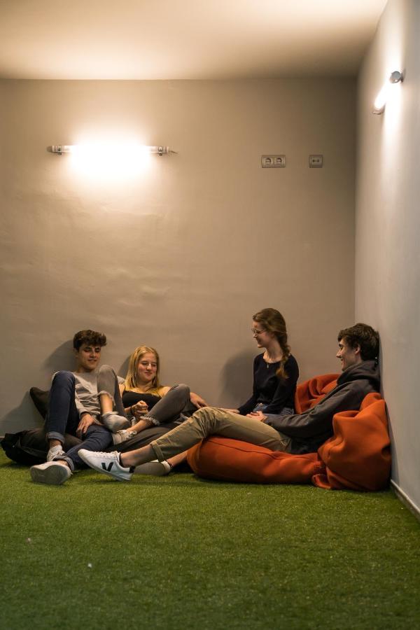 Residencia Estudiantes Onix Appartement Barcelona Buitenkant foto